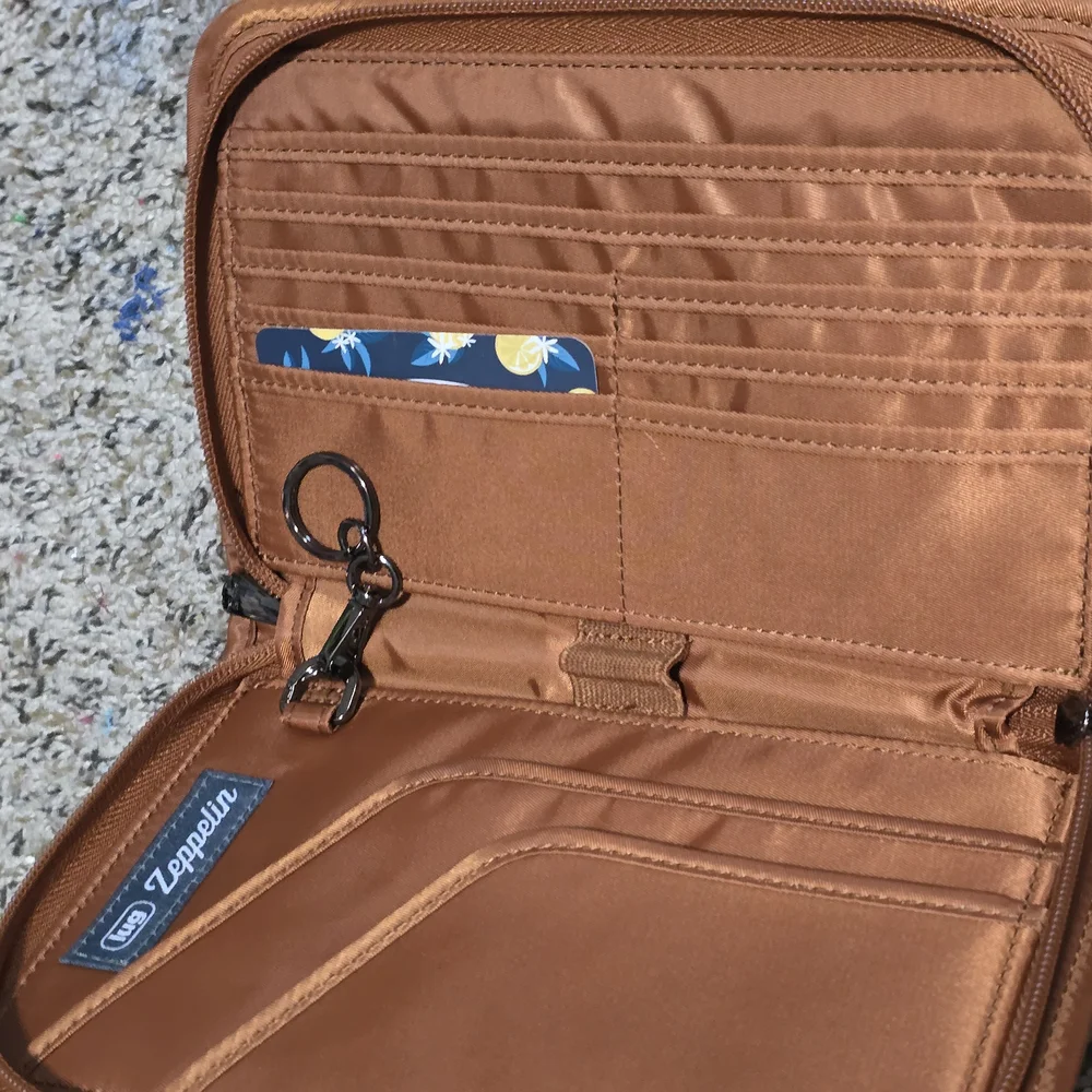 hand Painted Lug Brown Zipper Wallwt, Nwt. Sealed - Picture 3 of 4